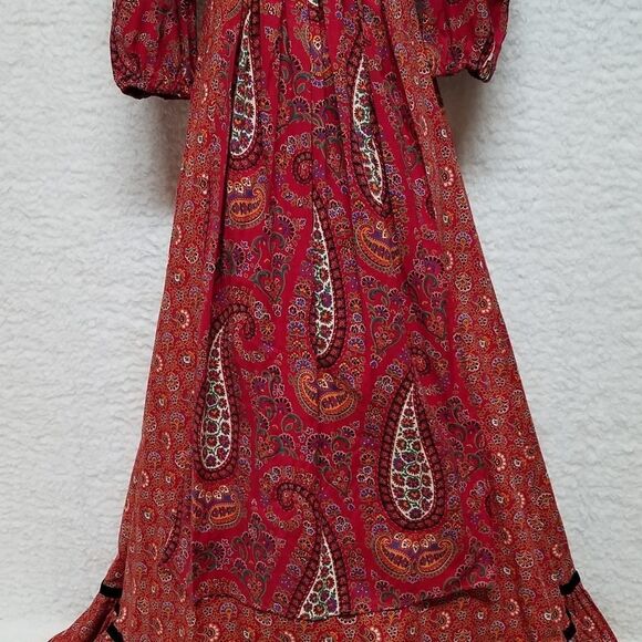𝅺RARE Vintage 1970s Rags Red Paisley Velvet Cottagecore Victorian Prairie Dress - Picture 8 of 16